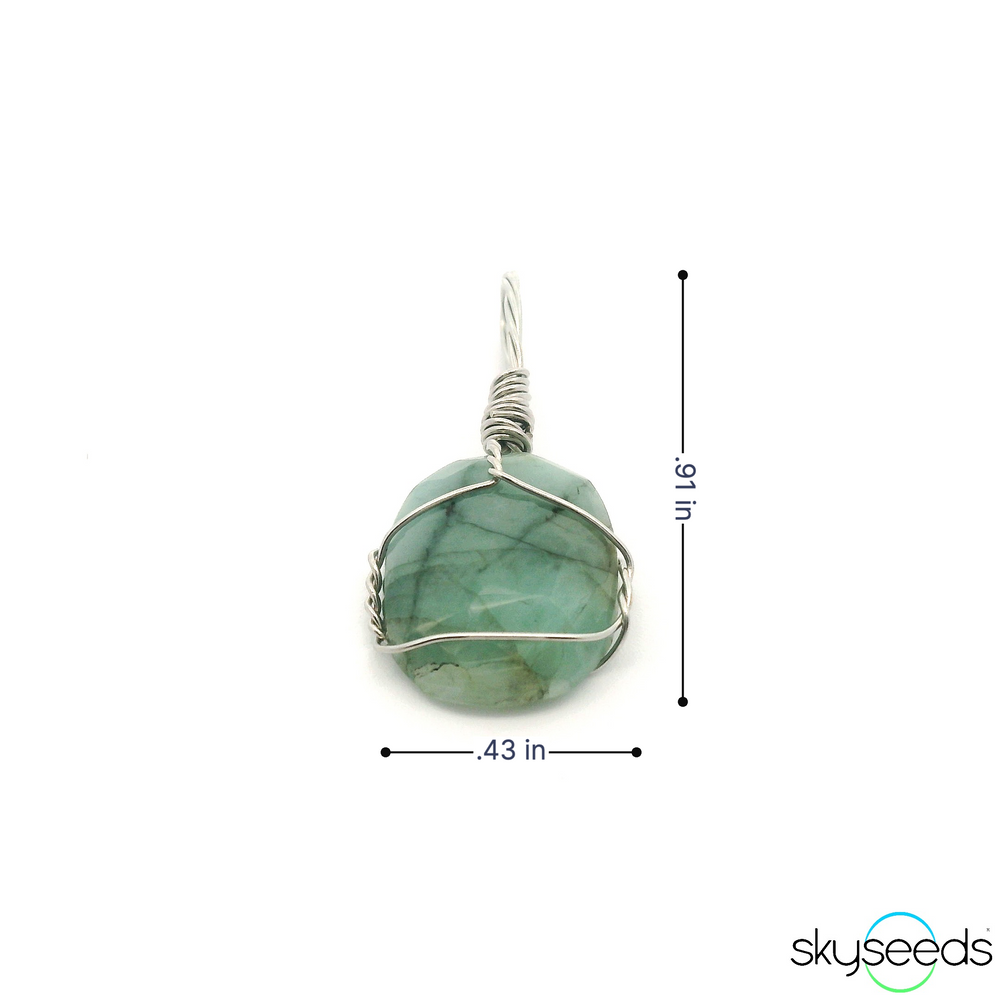 
                  
                    Emerald Pendant
                  
                