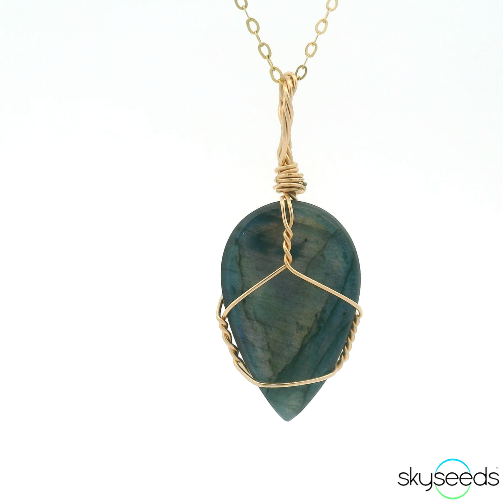 
                  
                    Labradorite Pendant
                  
                