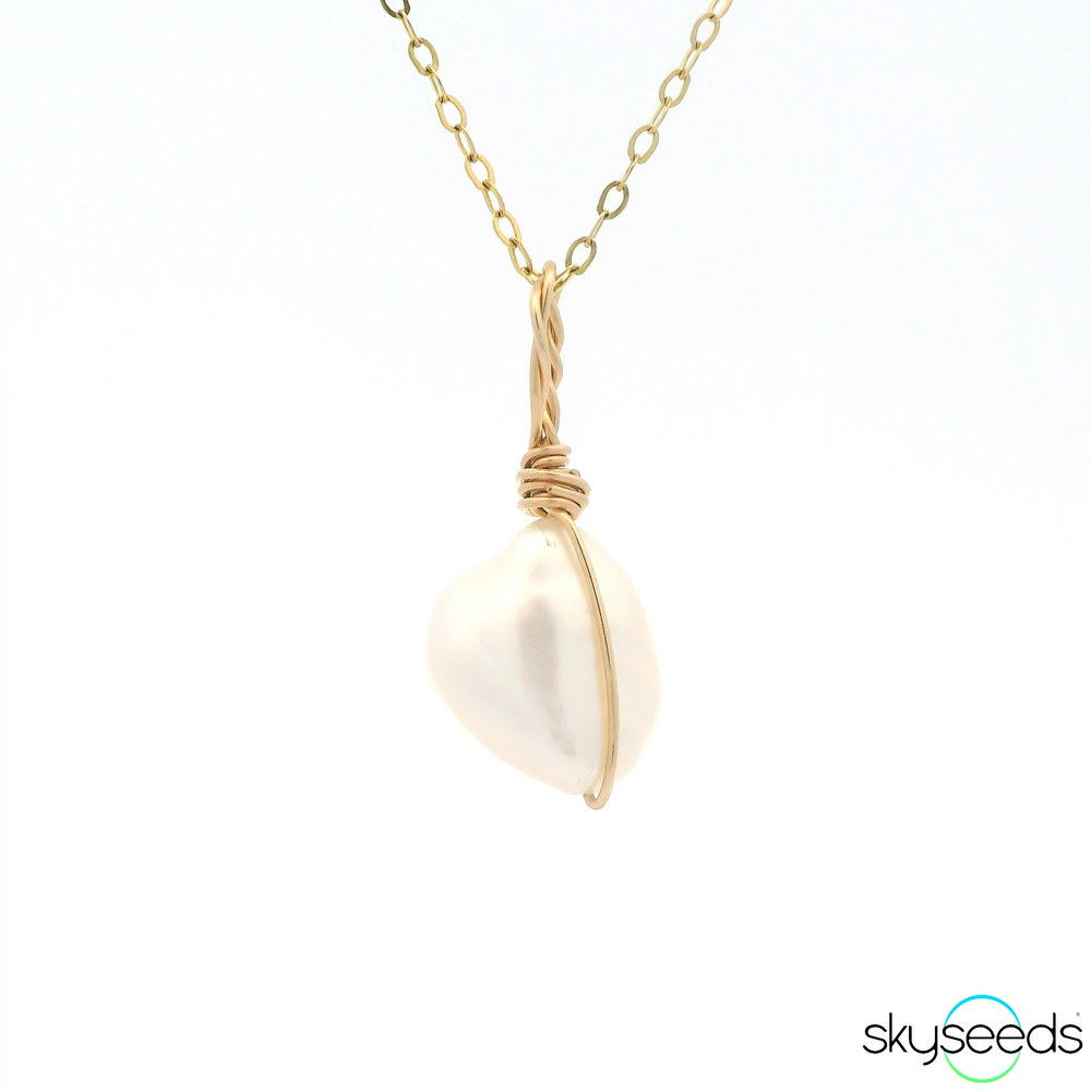 
                  
                    Pearl Pendant
                  
                