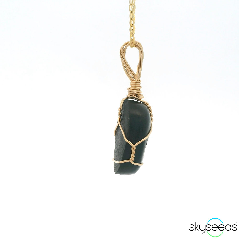 
                  
                    Druzy Onyx Agate Pendant
                  
                