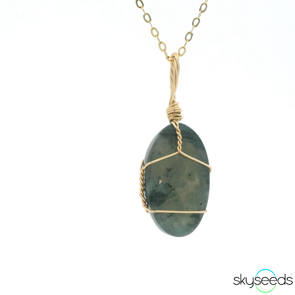 
                  
                    Labradorite Pendant
                  
                