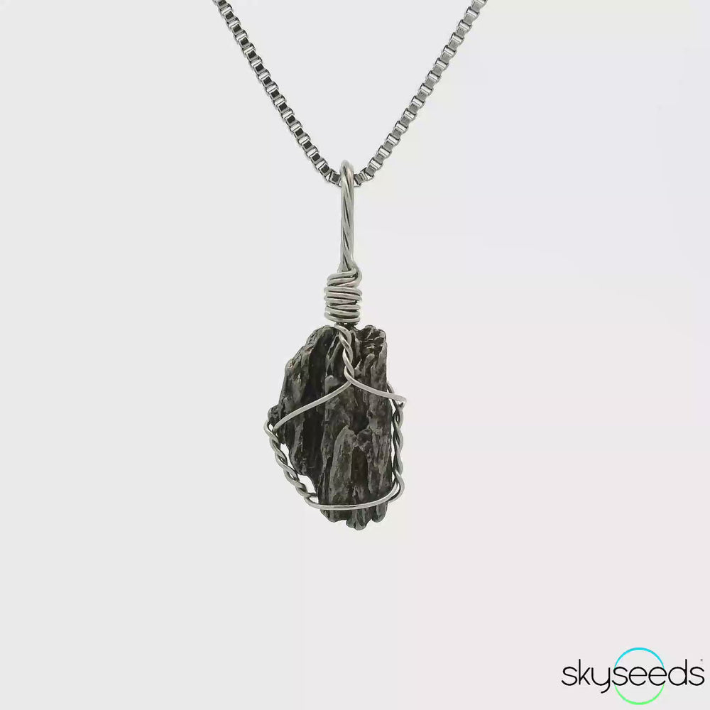 
                  
                    Load and play video in Gallery viewer, Meteorite - Stainless Steel Pendant
                  
                